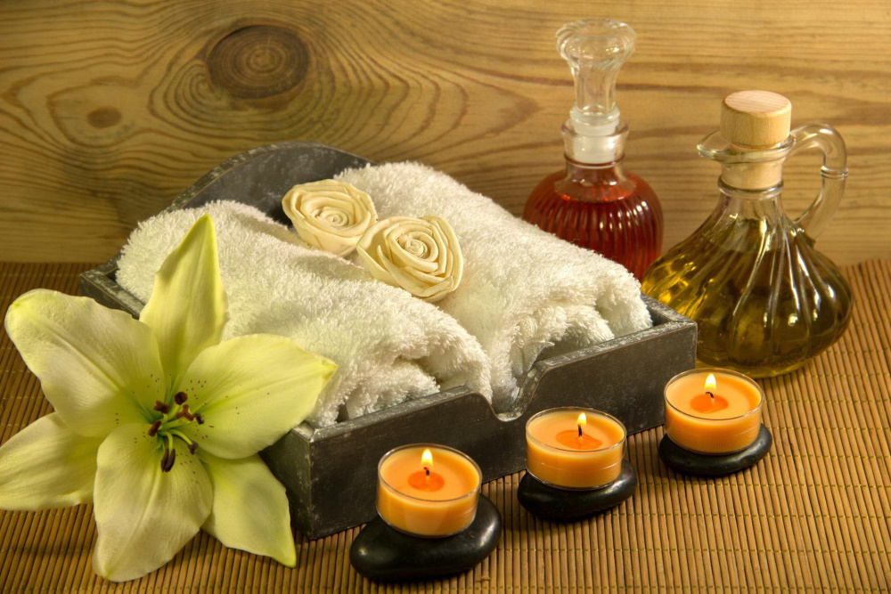 massage énergétique-wellness-pierres chaudes-bougie